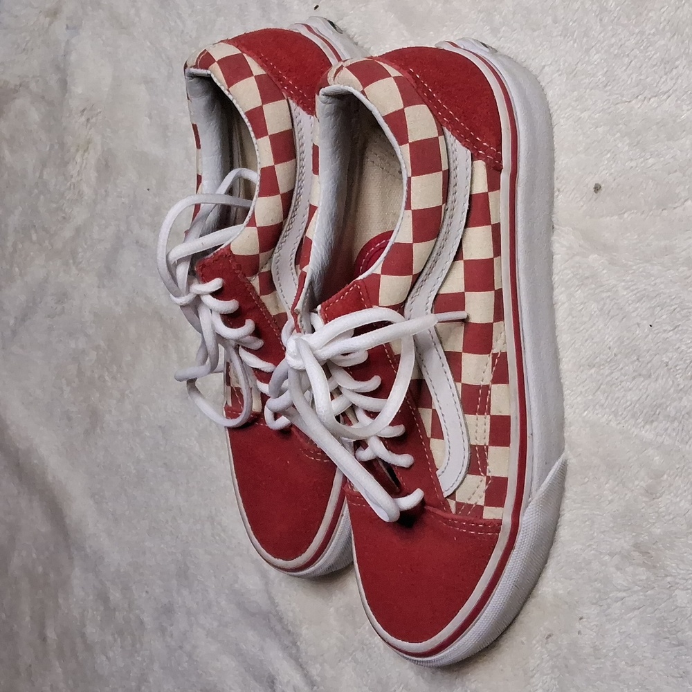 Vans woman's size 6 or men's size 4.5 red and white aneakers